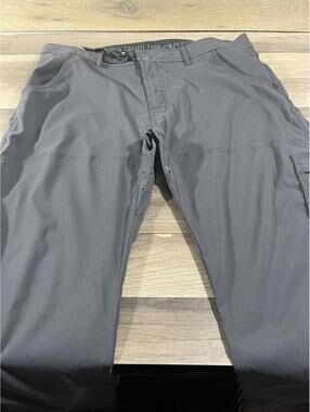 Prana Pants Men’s 38x33 Stretch Convertible Roll-Up Outdoor Hiking Grey
